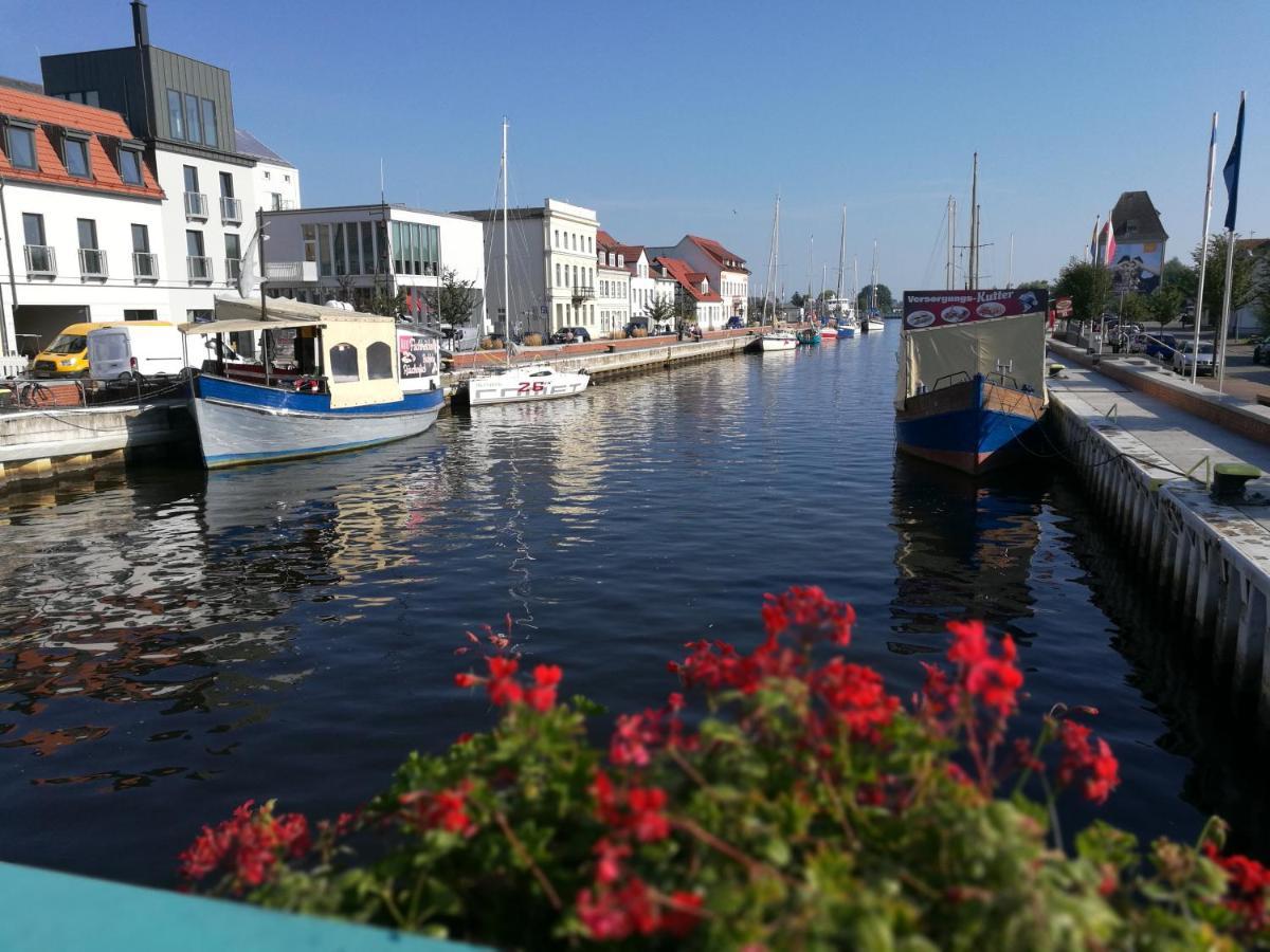 FEWO Hafenblick Ueckermünde Exterior foto