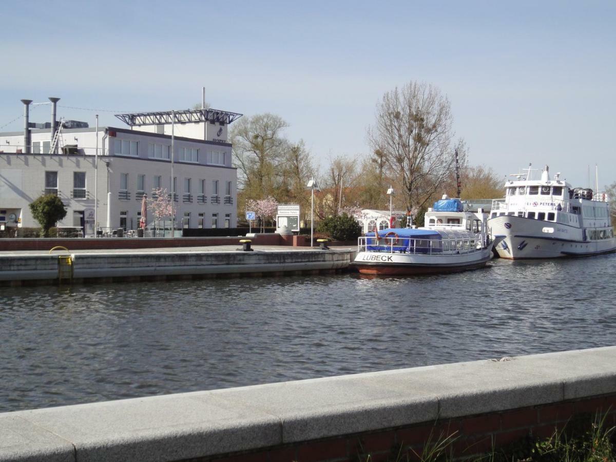 FEWO Hafenblick Ueckermünde Exterior foto